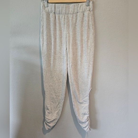 Joy Lab Sweatpants Women's Size XS Cutout Leg Rouched Fleece Lined - Picture 1 of 5